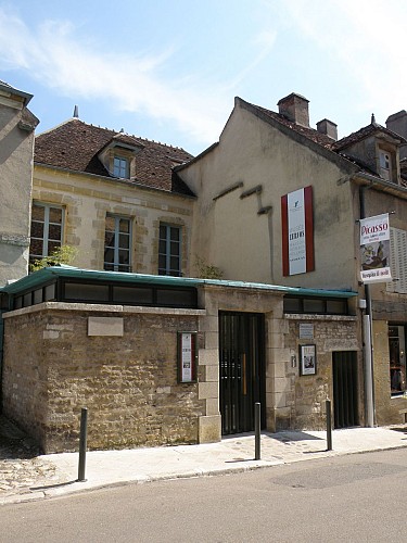 MUSÉE ZERVOS