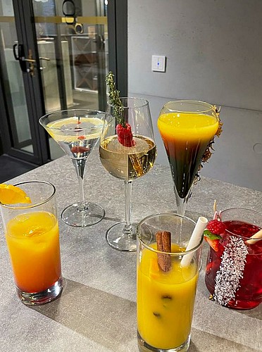 Hotel-restaurant-la-croix-blanche-villiers-saint-benoit-puisaye 