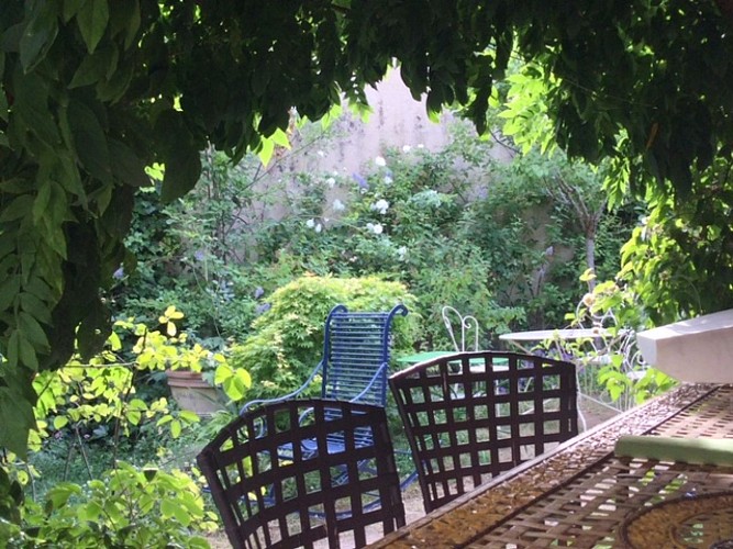 jardin-du-bardado-saint-sauveur-en-puisaye