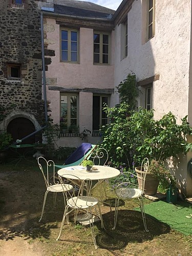 jardin-du-bardado-saint-sauveur-en-puisaye