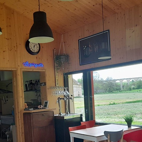 La Guinguette Druyes les Belles Fontaines