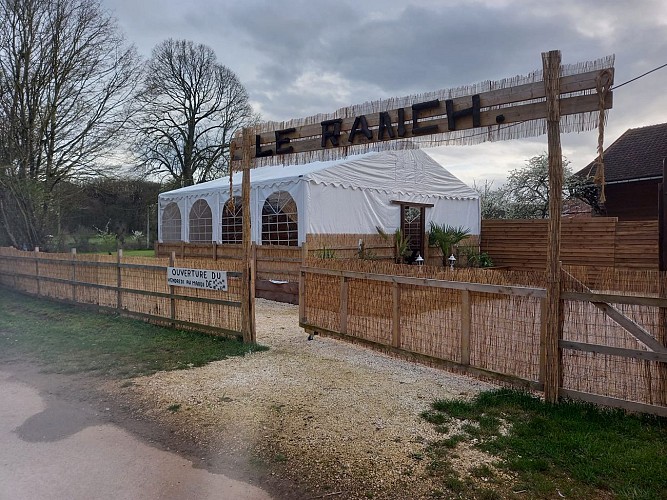 Pizzeria-le-ranch-druyes-les-belles-fontaines 