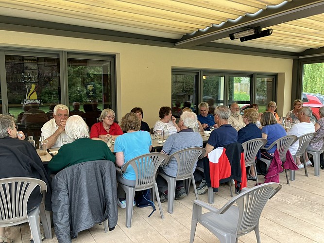 Groupe Marcheurs - Autour d'un verre