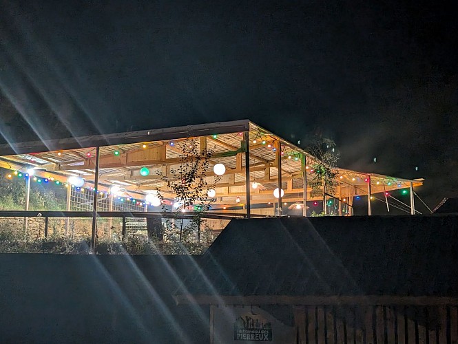 Au Hameau des Pierreux