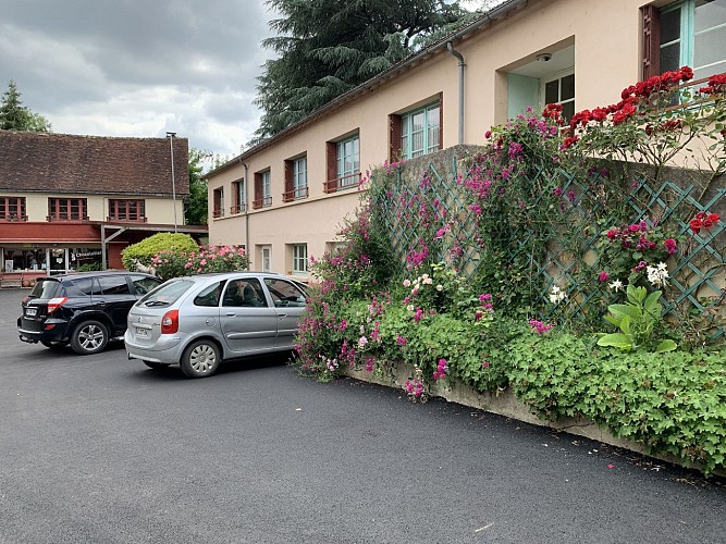 parking du Gîte du Moulin Rouge