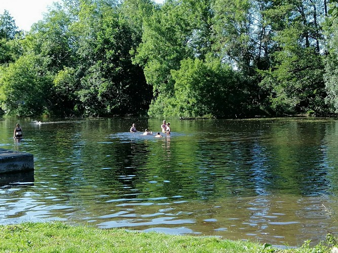 Baignade Bessy