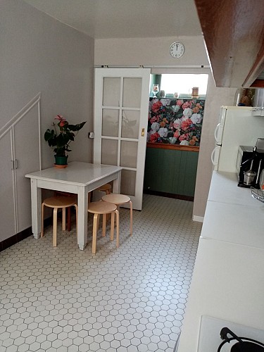 cuisine vue de la fenêtre