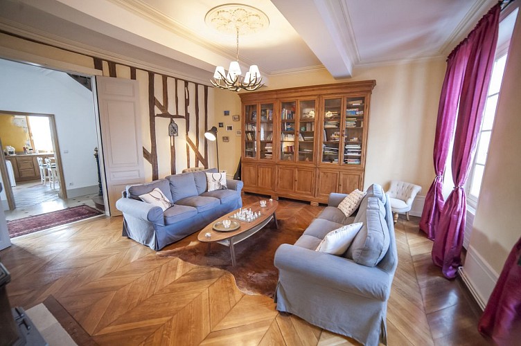 Maison-Chablis-salon