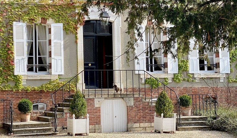 Manoir-croix-saint-louis-taingy (3)