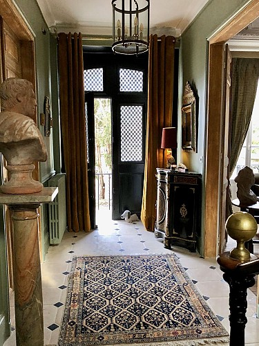 Manoir-croix-saint-louis-taingy (1)