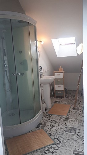 Salle de bain n°1 de la chambre d'hôtes La Marinière