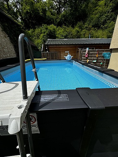 Gîte à Colin piscine
