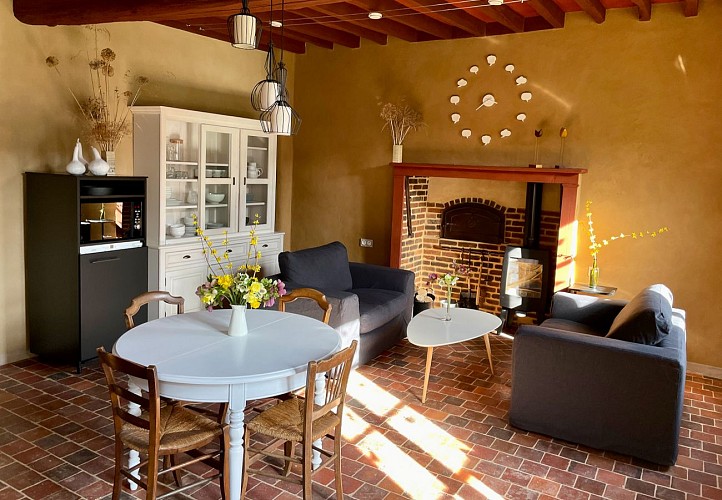 Pièce à vivre du gite du Colombier vert