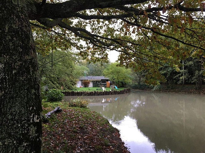 hebergement-insolite-motu-maeva-saint-prive-puisaye (3)