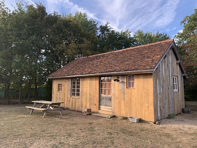 la-cabane-ferme-du-chateau-facade-web