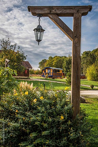 hebergement-insolite-les-grilles-saint-fargeau-puisaye-7-1