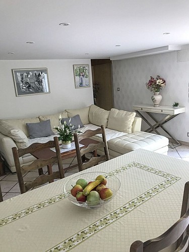 Gîte Maison de Claudine à Saint-Sauveur-en-Puisaye (1)