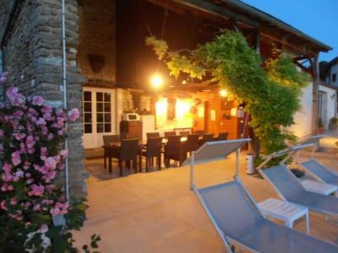 Terrasse avec cuisine d'été