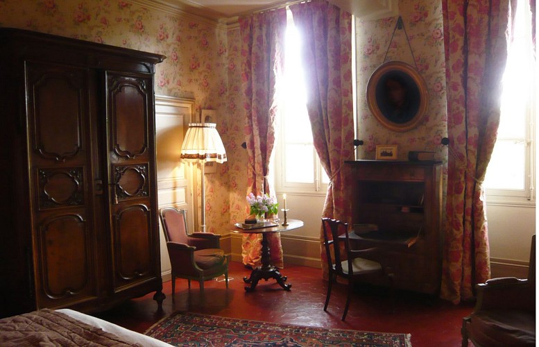 Chambre 2 - Une Maison de famille