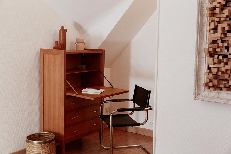 Foray_(c)GGomez_#4office