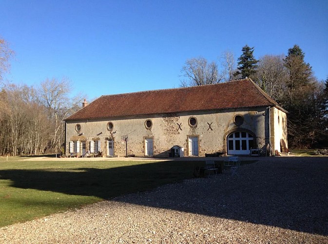 gite-le-cloriot-saint-sauveur-en-puisaye-001