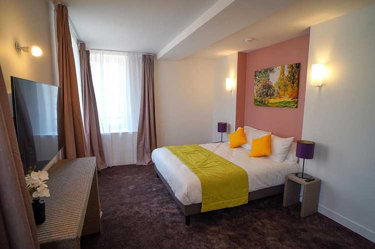 hotel-restaurant-croix-blanche-villiers-saint-benoit (4)