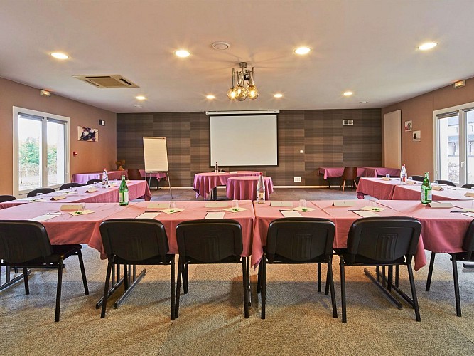 salle Chablis-Le Marais KYRIAD APPOIGNY