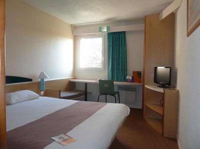 CHAMBRE DOUBLE - Ibis Avallon