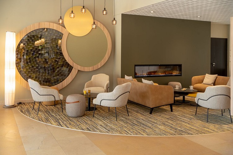 Salon Bar Mercure Auxerre