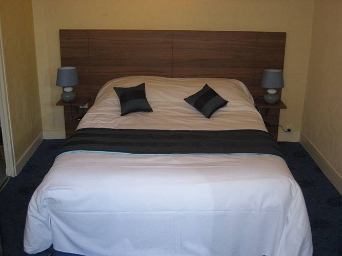 Le Cheval Blanc - Charny Orée de Puisaye