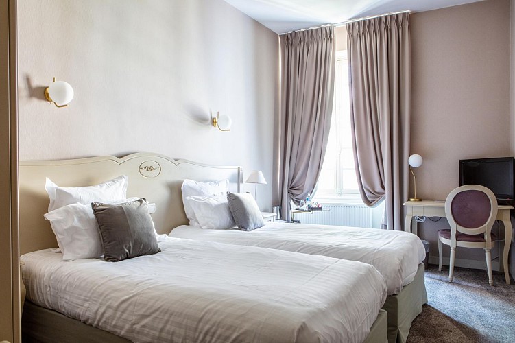 Chambre twin- Hôtel Le Maxime