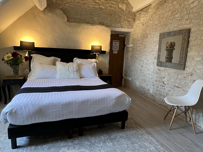 Chambre Romain Rolland - Hôtel Les Glycines Vézelay