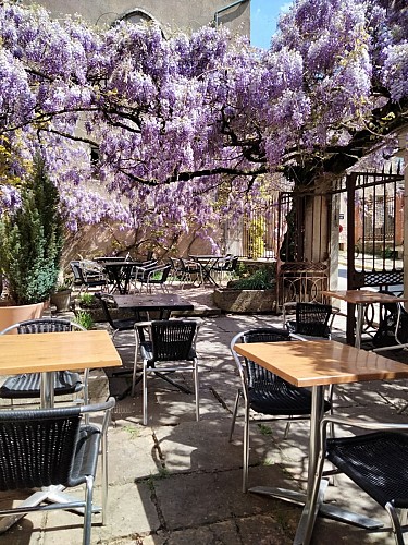 Les Glycines terrasse