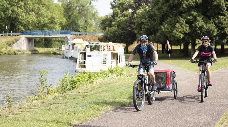 Piste Cyclable - Camping Au Bois Joli