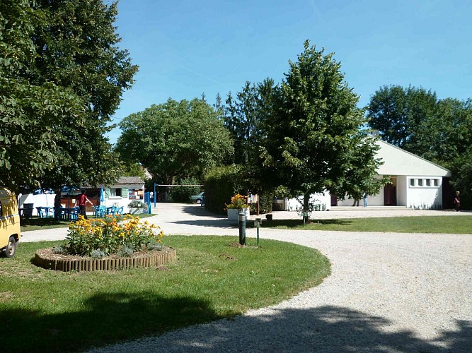 Camping Arcy-sur-Cure - Vue générale