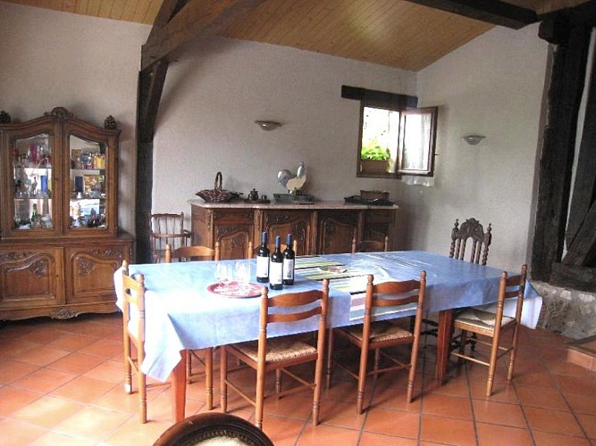 HLOAQU047FS00210-grande15