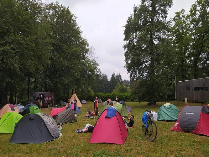 Camping Etape en foret St Sever Calvados (TIS) (1)