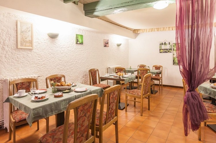 Hôtel_La_Crémaillère_VILLANDRAUT_24_800