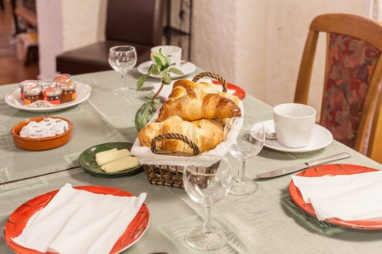 Hôtel la Crémaillère - VILLANDRAUT - Sud-Gironde