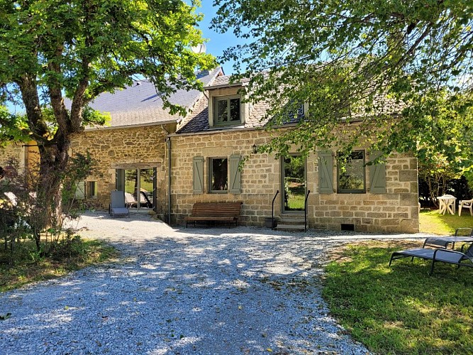 Gîte des Sources (spa intérieur)