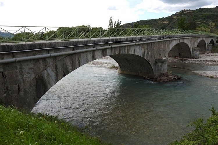 Pont sur l'Asse