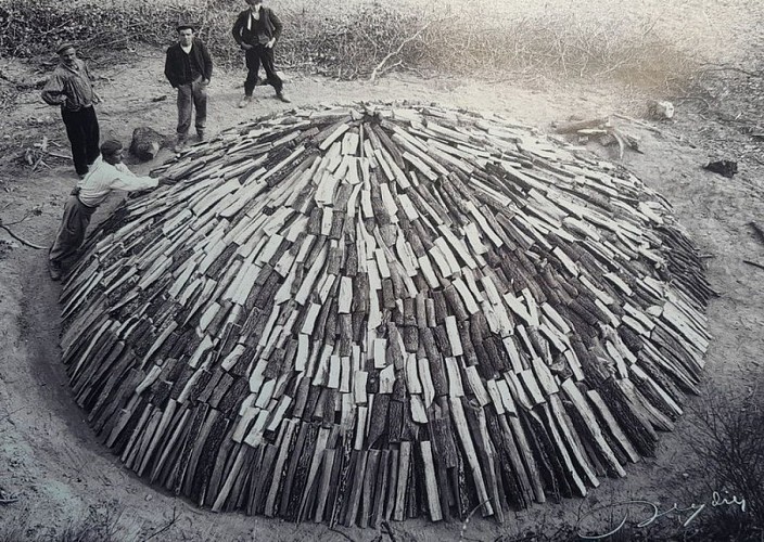 Charbonnière du début du XXe s. à Cucuron