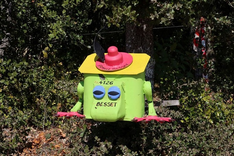 Boîte aux lettres du forgeron Gérard Besset