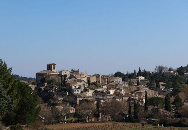 Vue sur le village de Beaumont-de-Pertuis