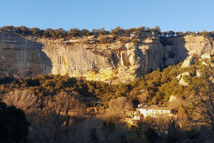 Les Seguins et falaises de l'Aiguebrun