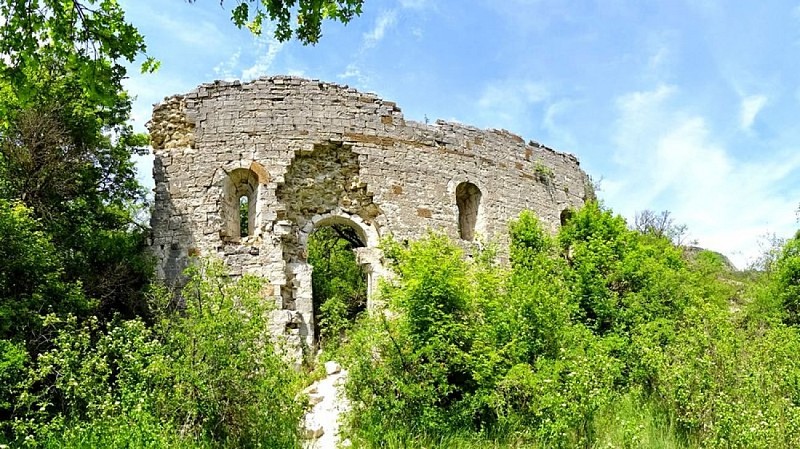 Ruine de Petra Castellana