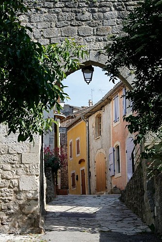 Porte Notre-Dame à Céreste