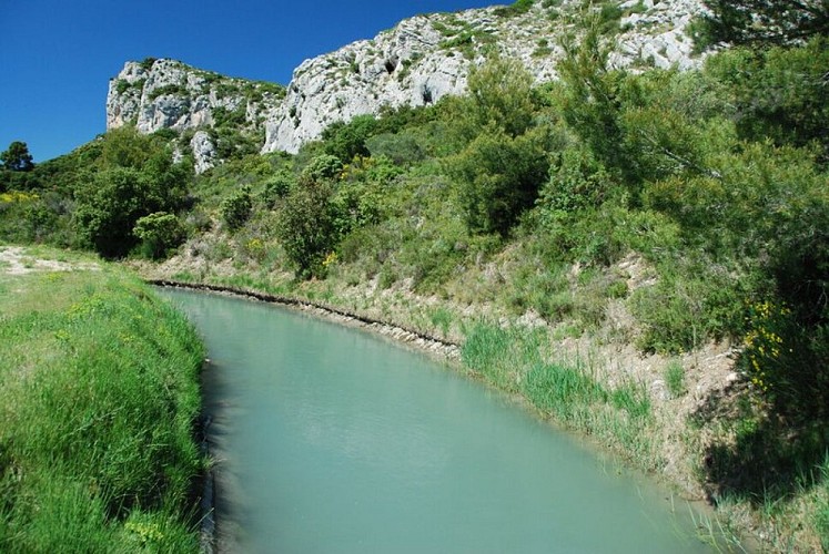 Canal de la Vallée des Baux - Eyguières