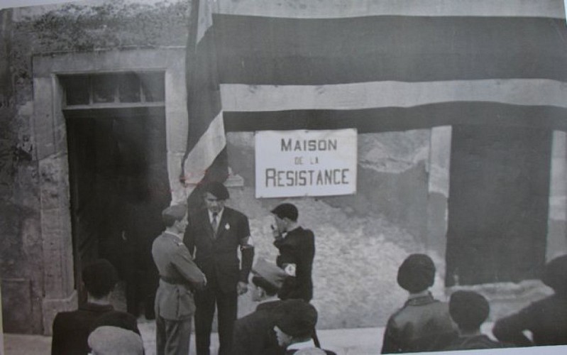 Inauguration de la Maison de la Résistance après-guerre à Gordes