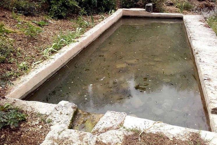 Bassin de la source de Fontvérane